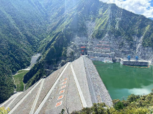 四川兩河口水電站引水發(fā)電系統(tǒng)1號-3號機(jī)組段化學(xué)灌漿工程